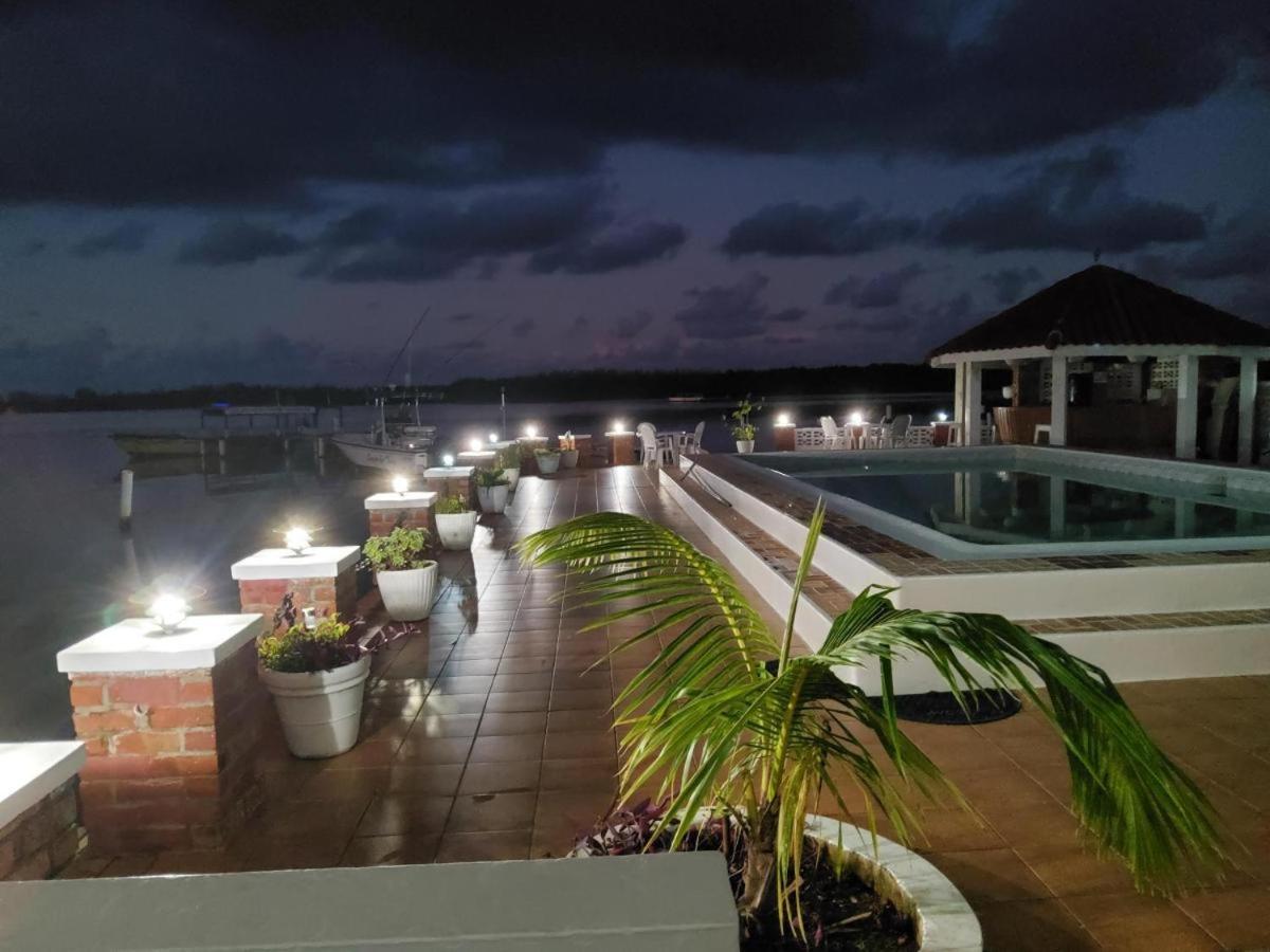 Fisherman'S Inn Hotel Florence Hall Luaran gambar
